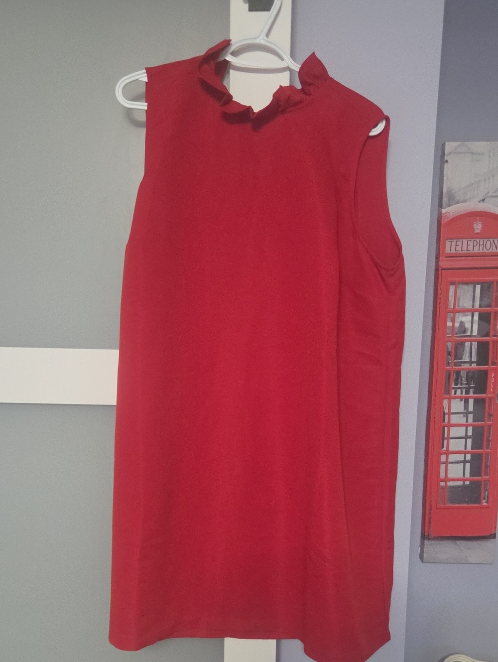 Sleeveless Red Ruffle Neck Shift Dress